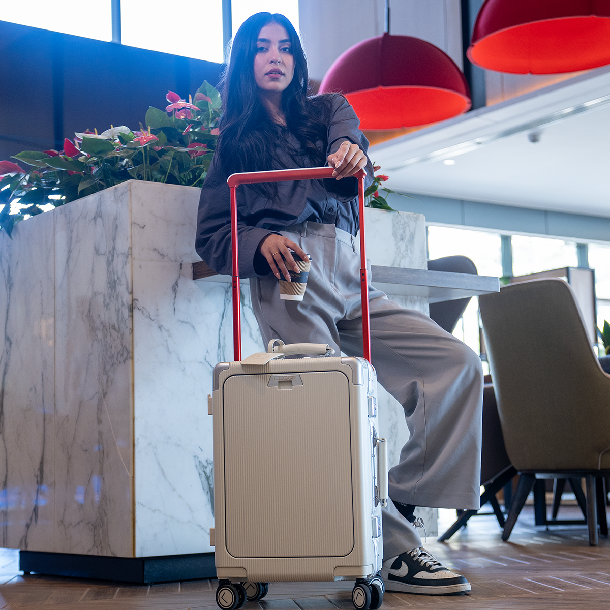 LUGGIT - Executive Plus - Cabin Luggage - White-20"
