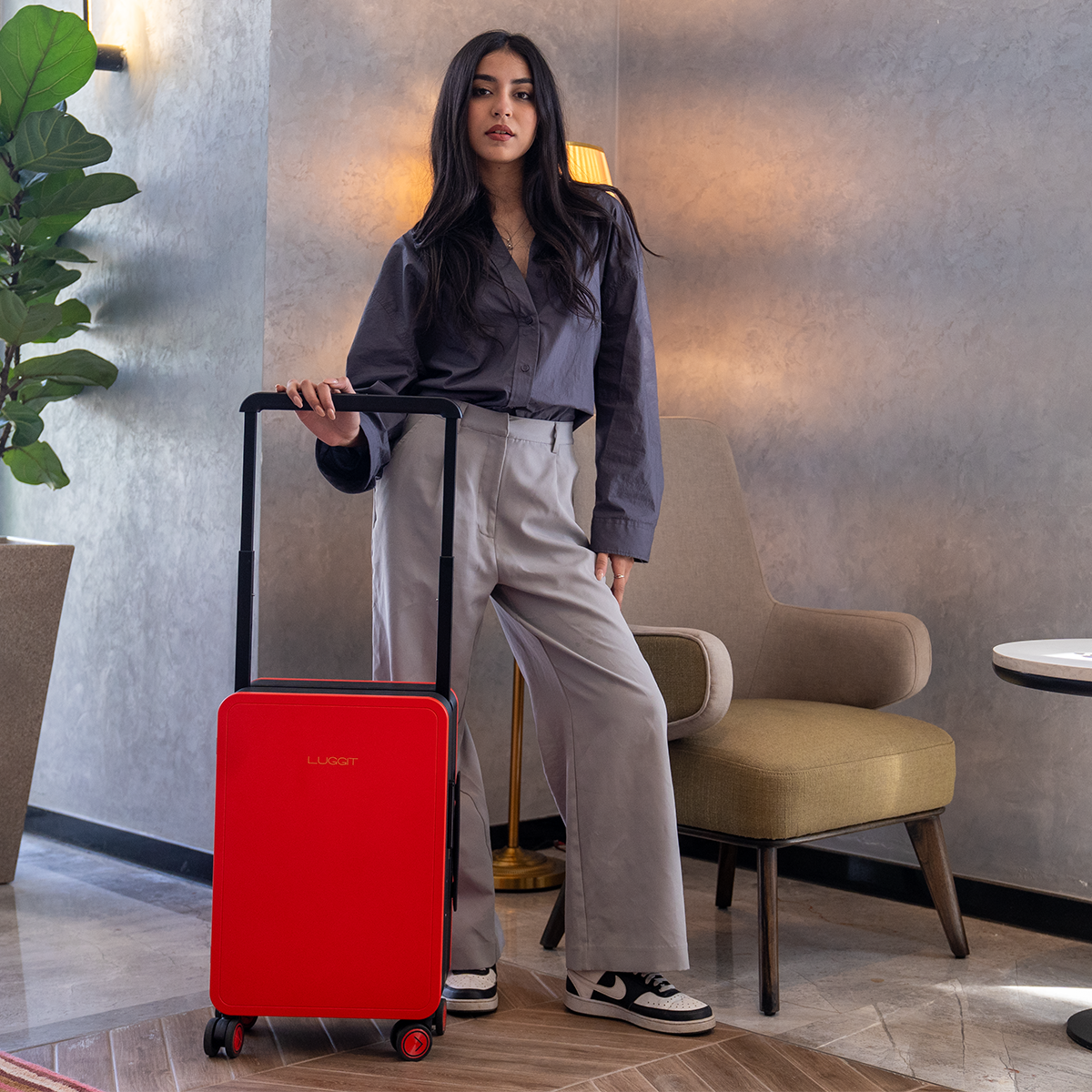 LUGGIT Premium Plus 20" Cabin 24" Check in Luggage Dual Tone Red/Black