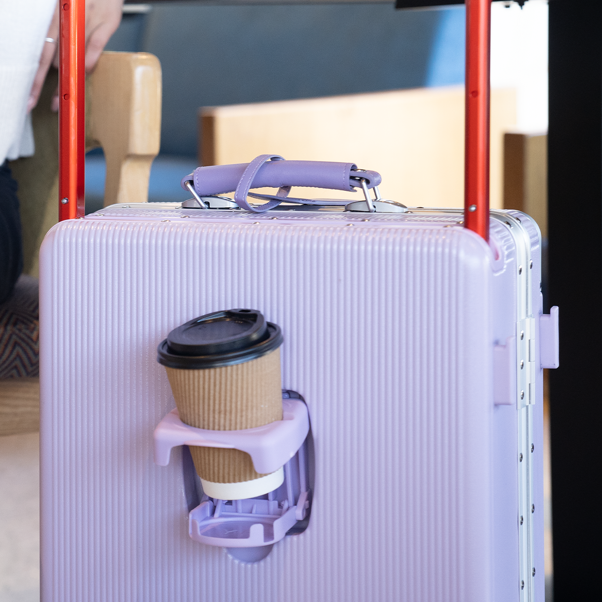 LUGGIT - Luxury 20" Cabin Luggage Purple