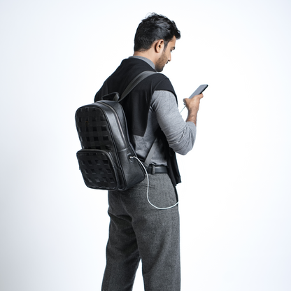 LUGGIT-BioShield Lifestyle  Backpack With Advance Fingerprint-unlocking system