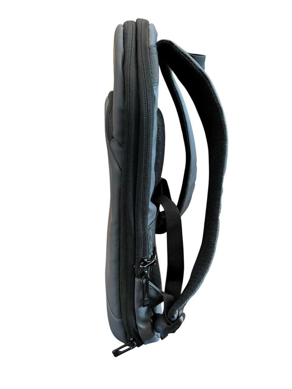 LUGGIT-BioShield Lifestyle-2421 Biometric Laptop Backpack