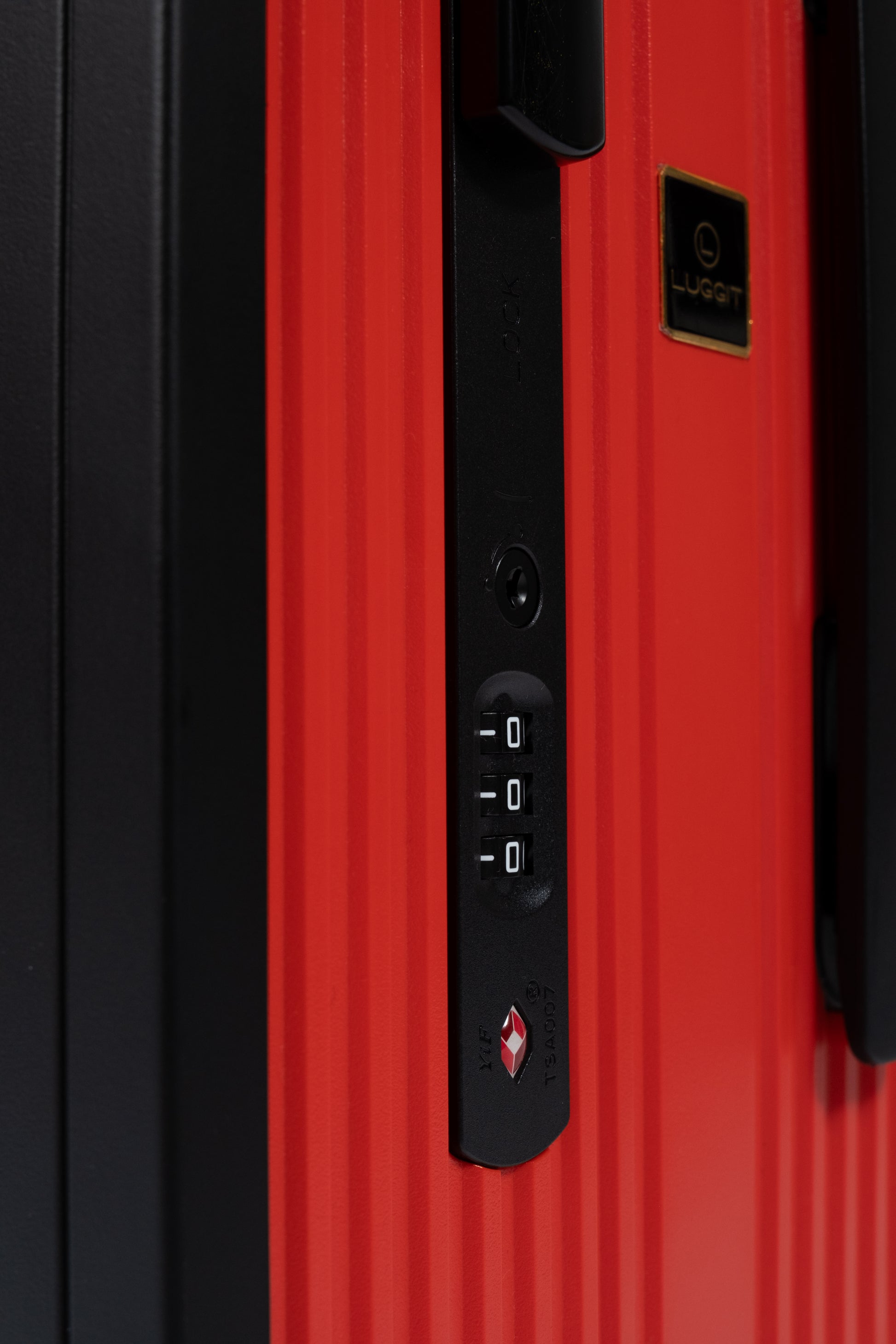 dual tone black red suitcase set cabin and check-in luggage modern design