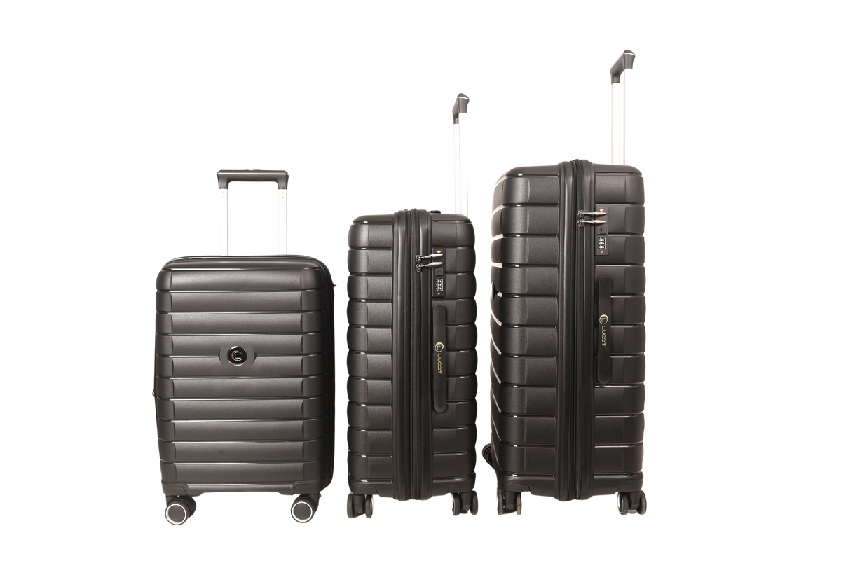 Three-piece black hard-shell spinner luggage set of different sizes, arranged from smallest to tallest against a solid white background.