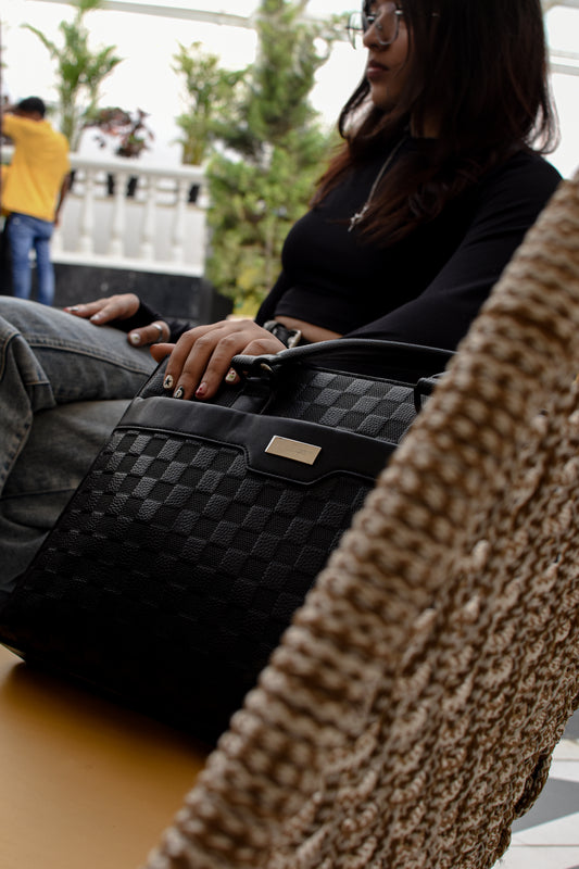 LUGGIT - Signature Shield - ADVANCE FINGER PRINT LOCK Vegan LEATHER MULTI STYLE AND MULTI PURPOSE BAG