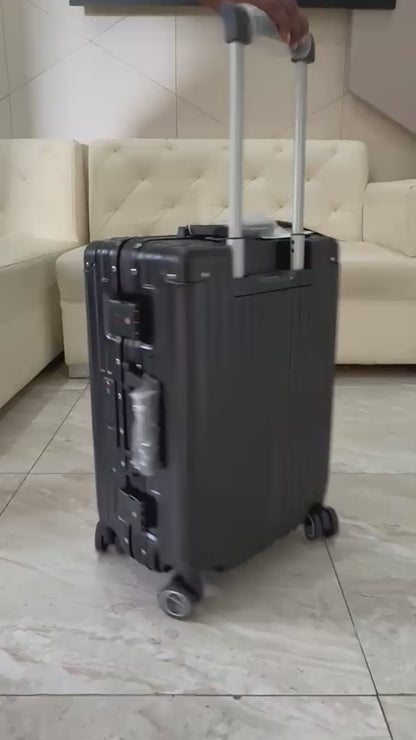 LUGGIT Smart Pro Max Fingerprint Cabin/check in luggage – Black