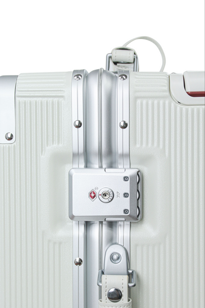 LUGGIT - Executive Plus - Cabin Travel bag - White-20" Front open