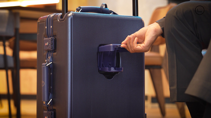 LUGGIT Executive Plus - Cabin Trolley bag Front open- Navy